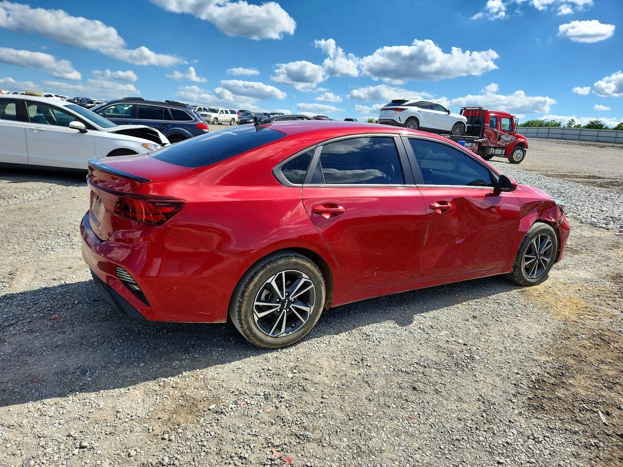 2024 Kia Forte Lxs - Image 3
