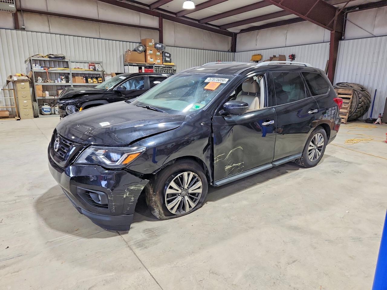 2017 Nissan Pathfinder Sl