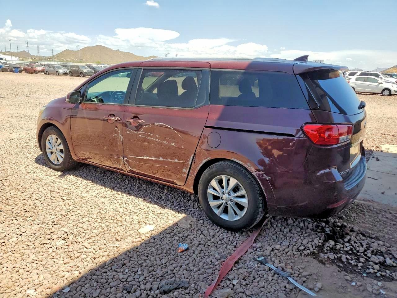 2015 Kia Sedona Lx - Фото 2