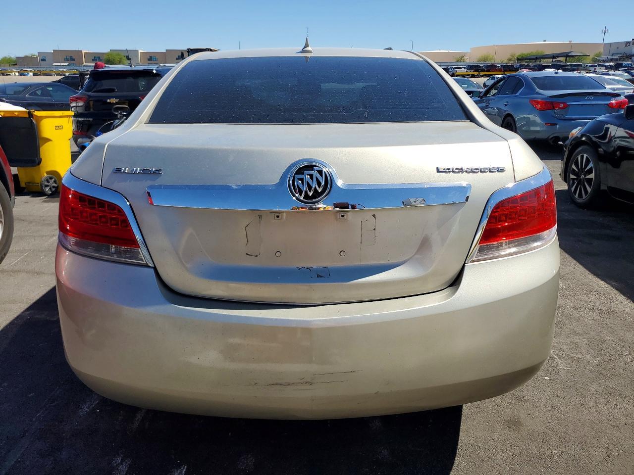 2010 Buick Lacrosse Cx - Image 6