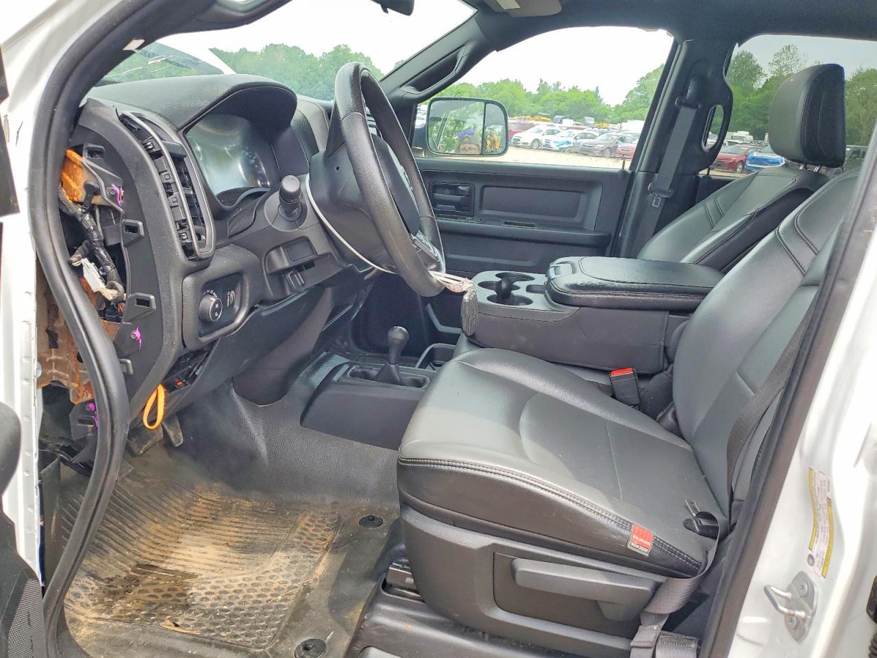 2022 Ram 2500 Tradesman - Image 7