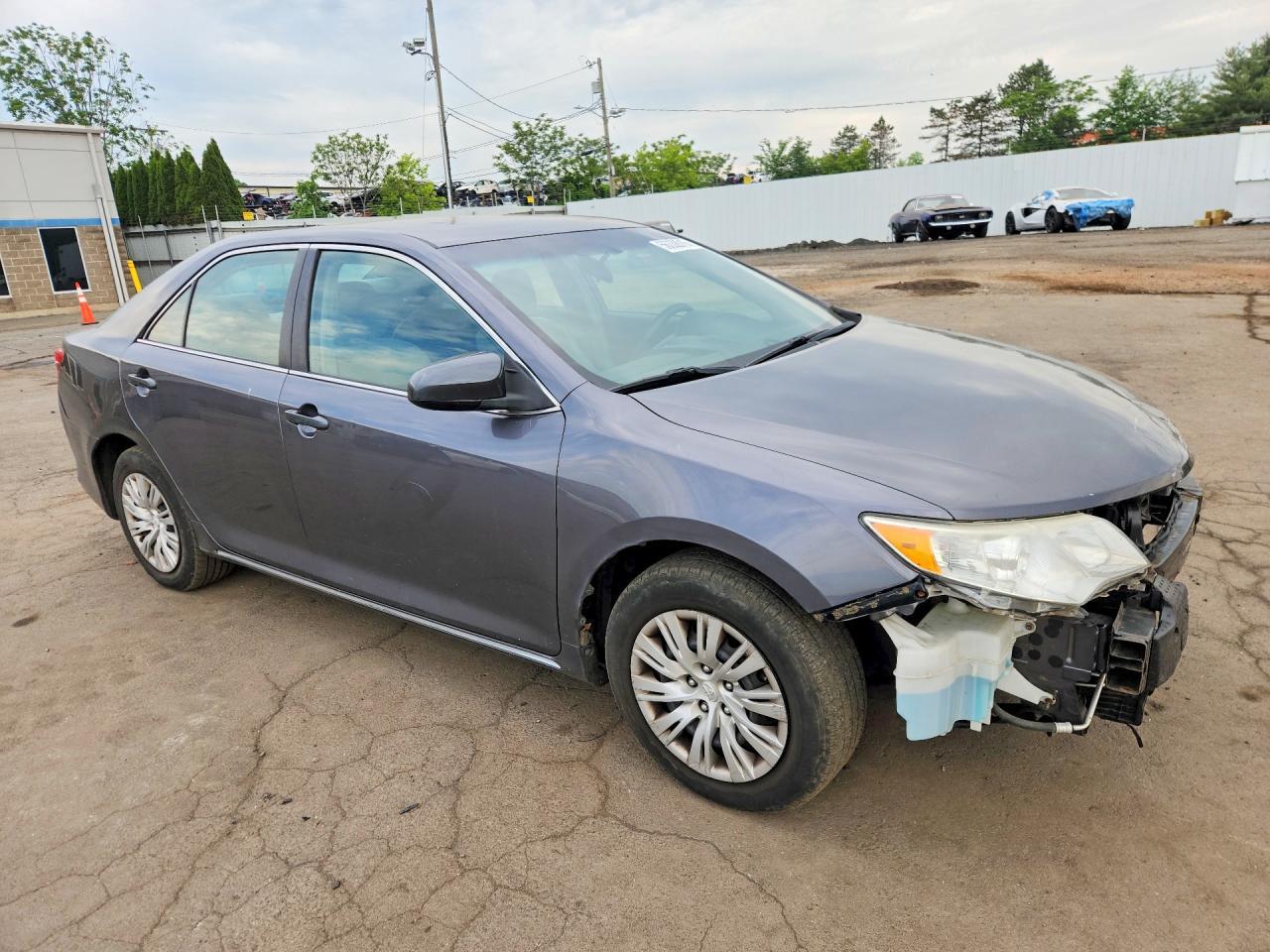 2014 Toyota Camry Le - Фото 7