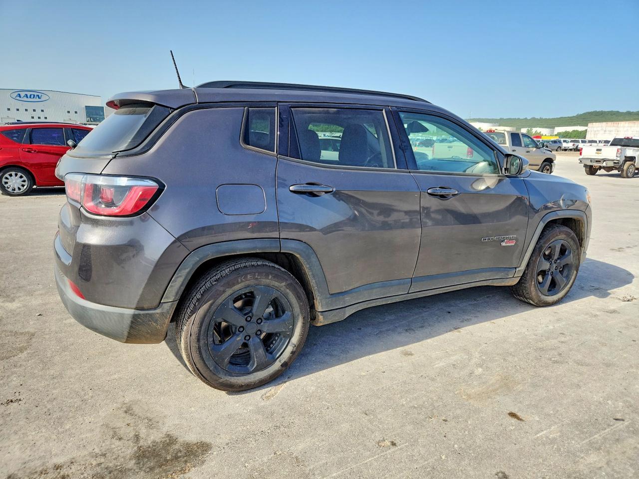 2019 Jeep Compass Latitude - Image 3