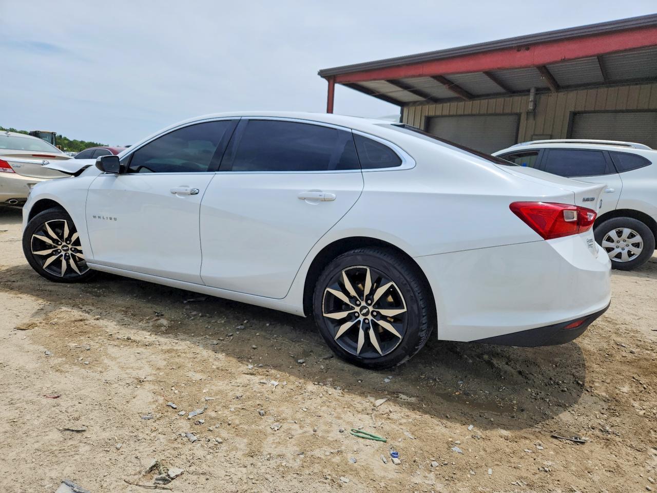 2018 Chevrolet Malibu Lt - Фото 2