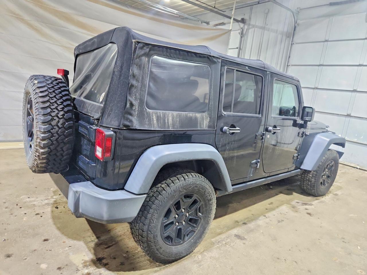 2014 Jeep Wrangler Unlimited Sport - Image 3