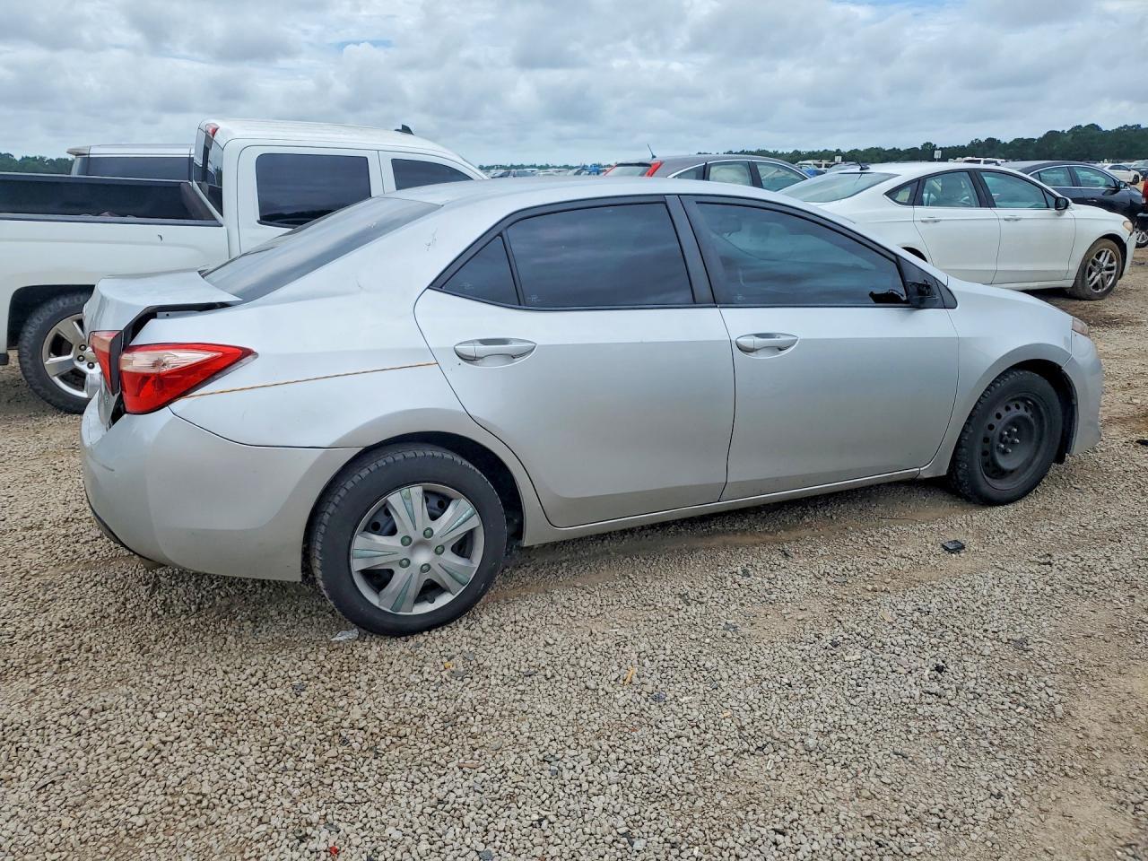 2018 Toyota Corolla Le - Фото 3