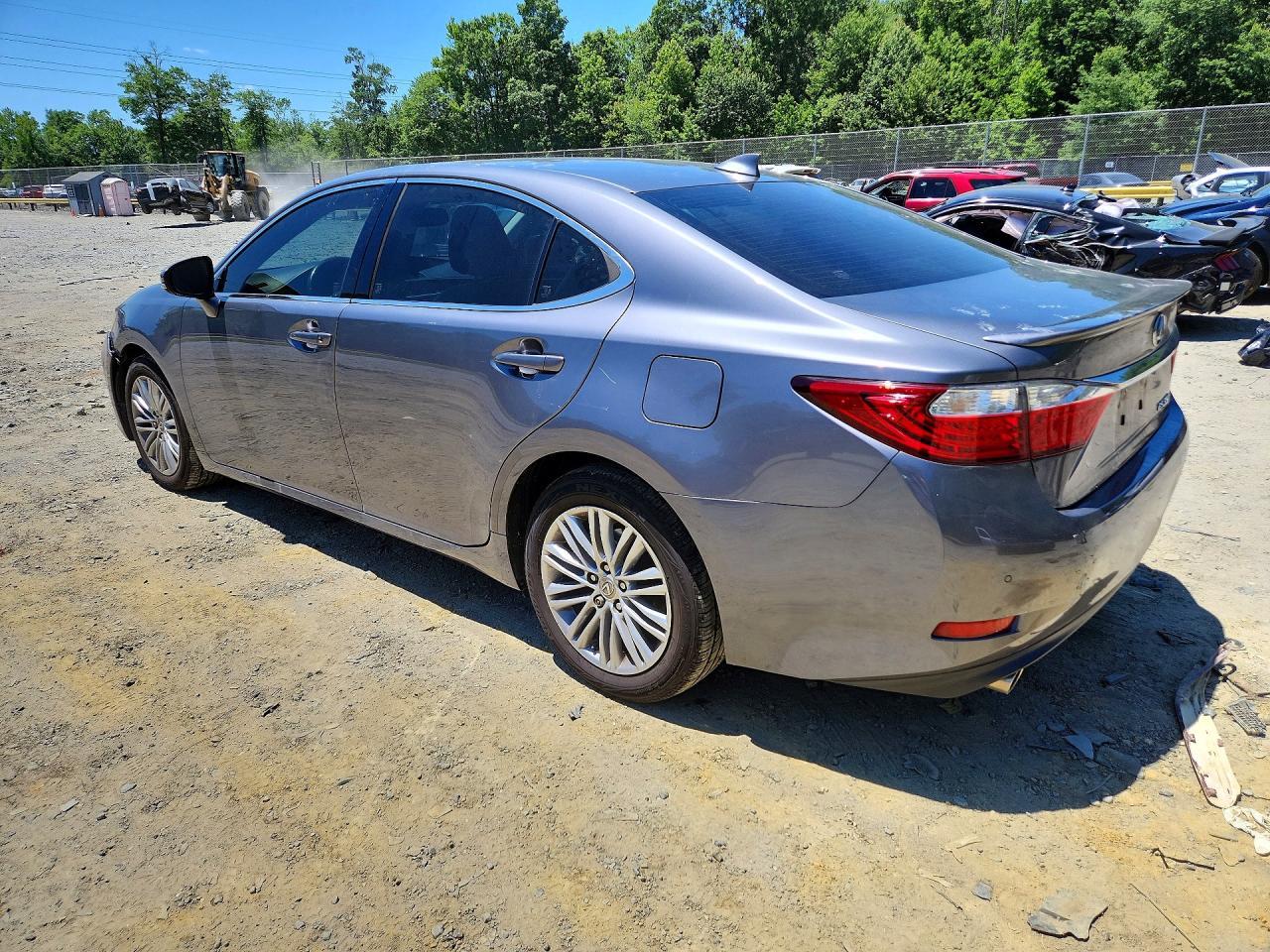 2015 Lexus Es 350 - Фото 2