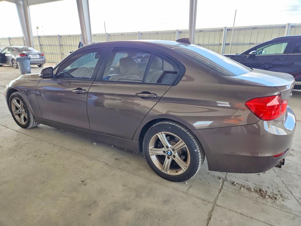 2014 BMW 328 Xi - Фото 2