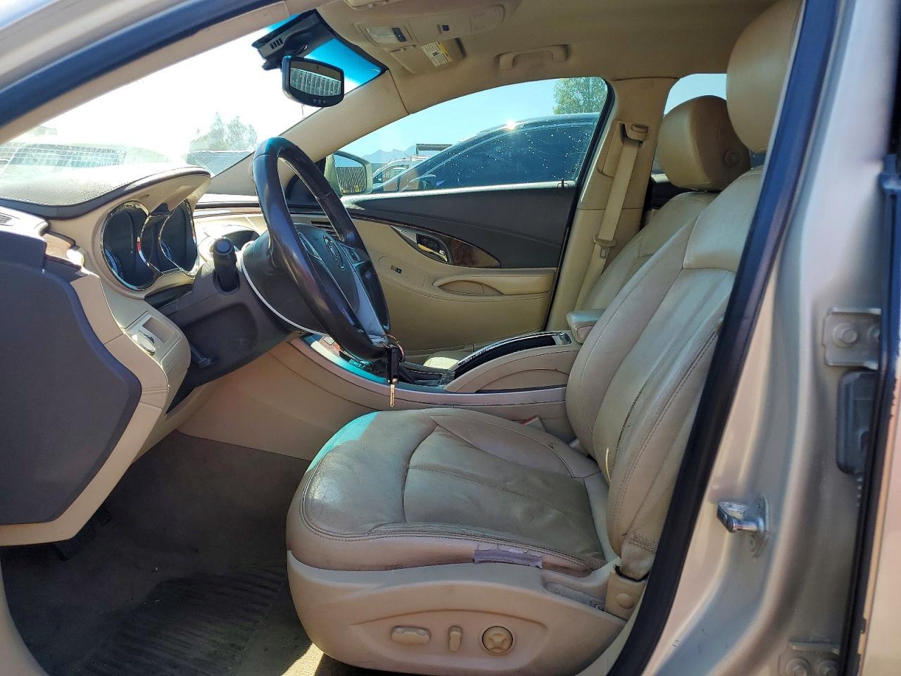 2010 Buick Lacrosse Cx - Image 7