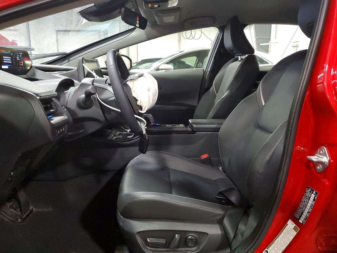 2025 Toyota Prius Xle - Image 7