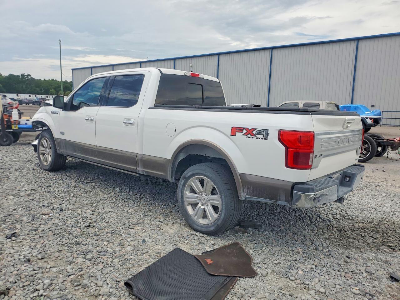 2018 Ford F150 Supercrew - Фото 2