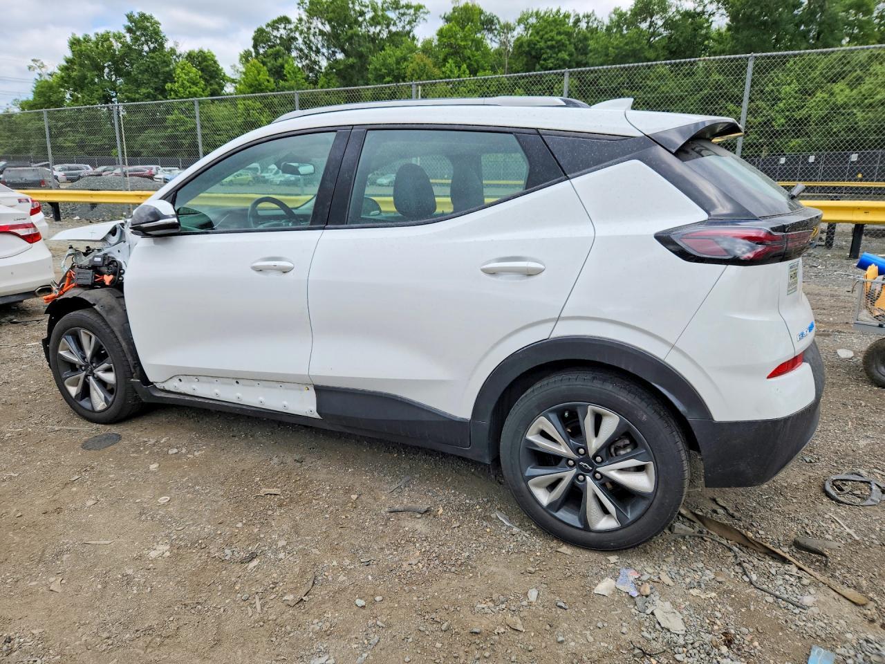 2023 Chevrolet Bolt Euv Lt - Image 2
