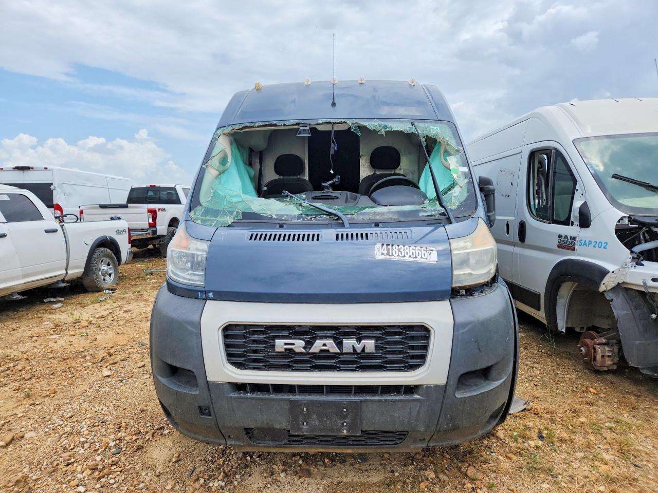 2021 Ram Promaster 3500 Delivery Van - Фото 5