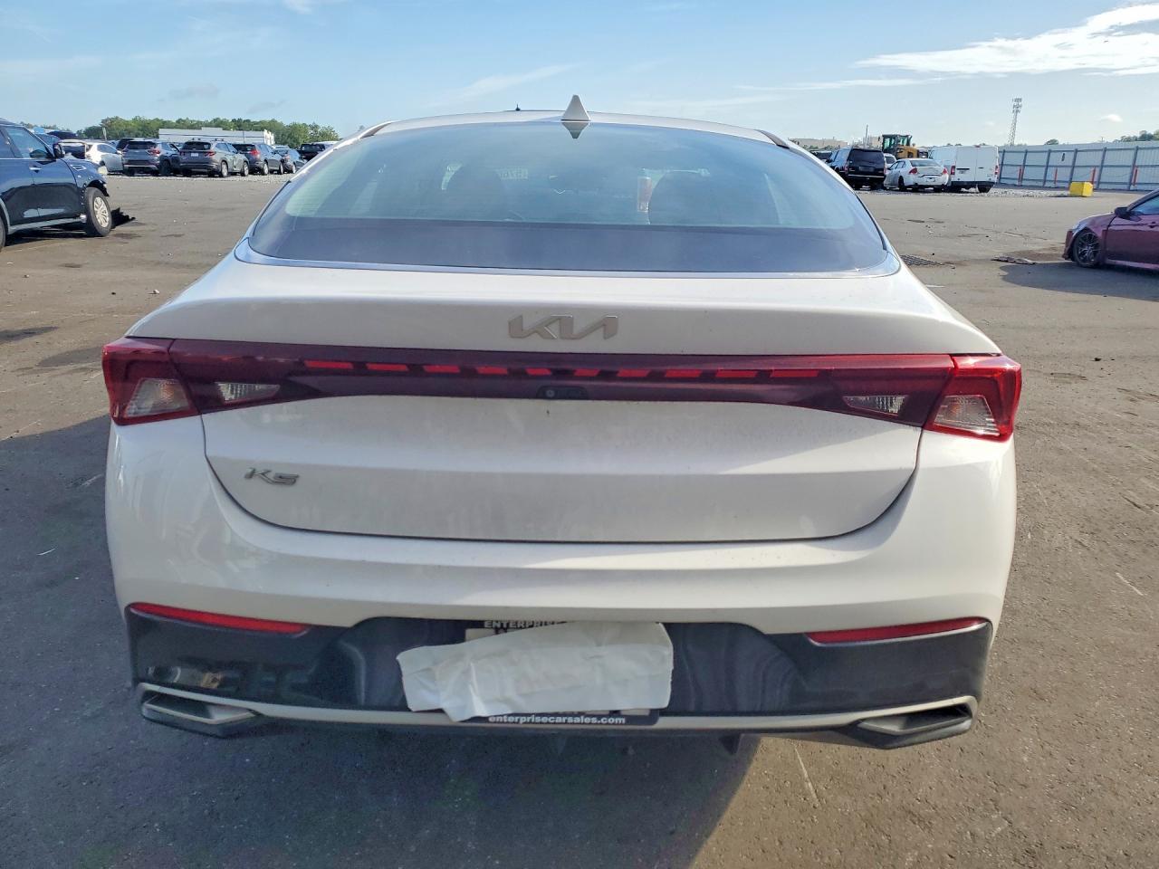 2022 Kia K5 Lxs - Image 6