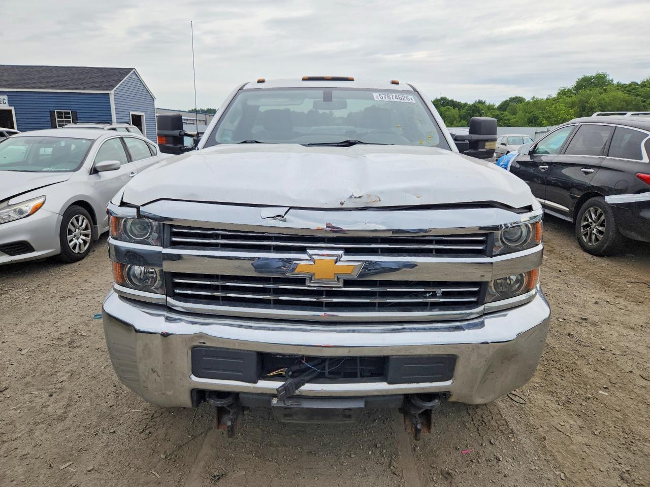 2018 Chevrolet Silverado K2500 Heavy Duty - Image 5