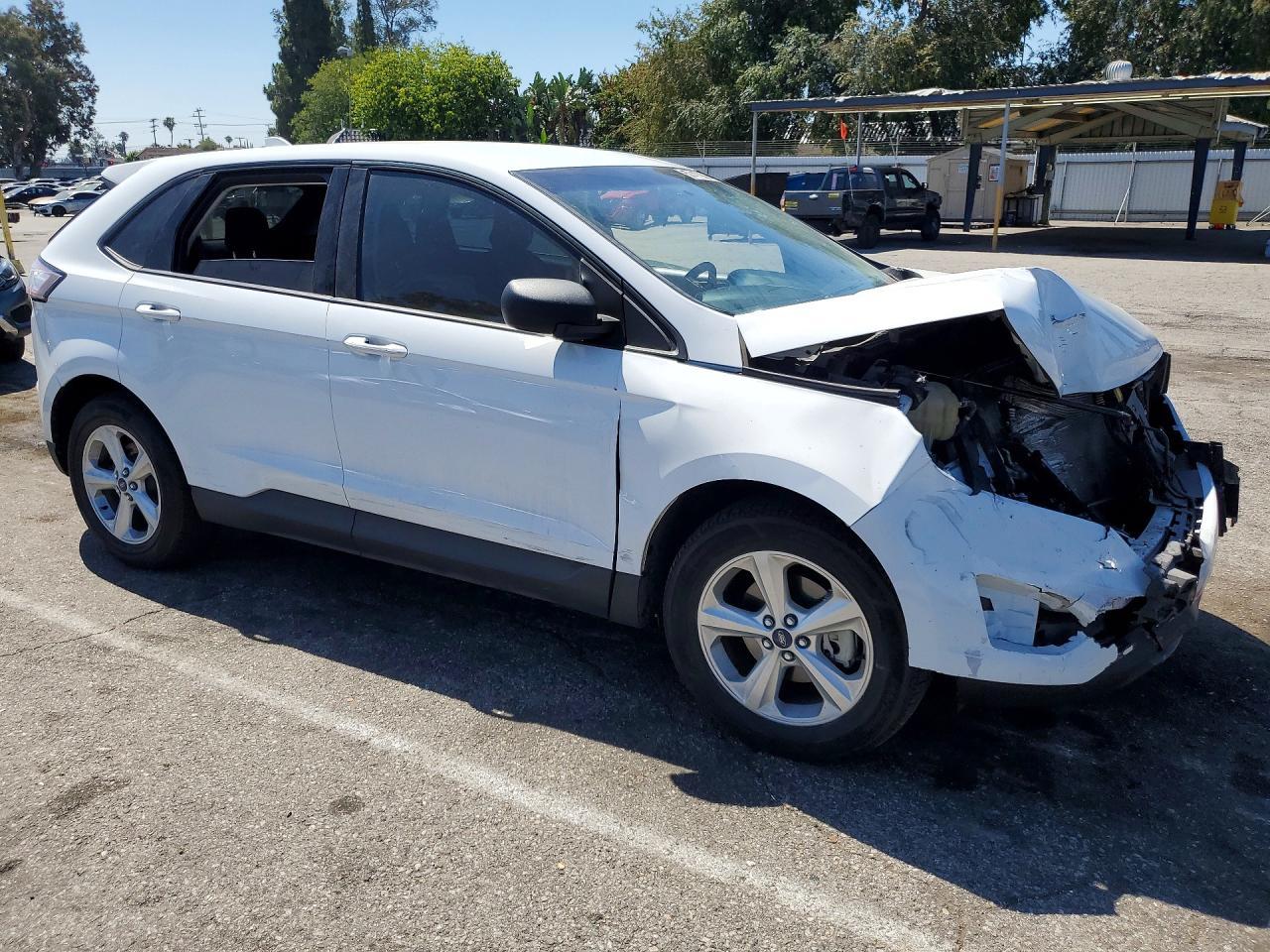 2016 Ford Edge Se - Фото 4