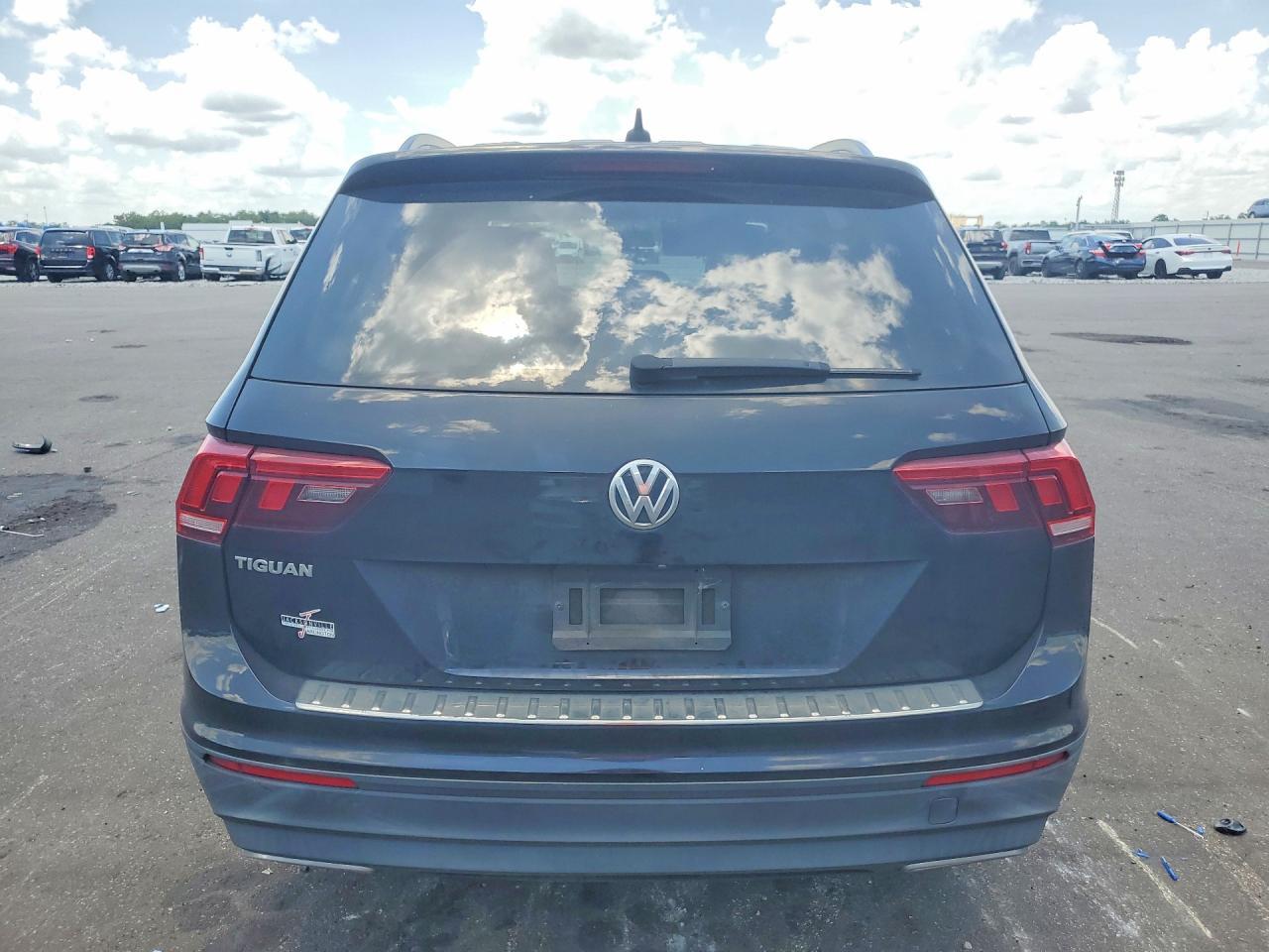 2021 Volkswagen Tiguan S - Image 6