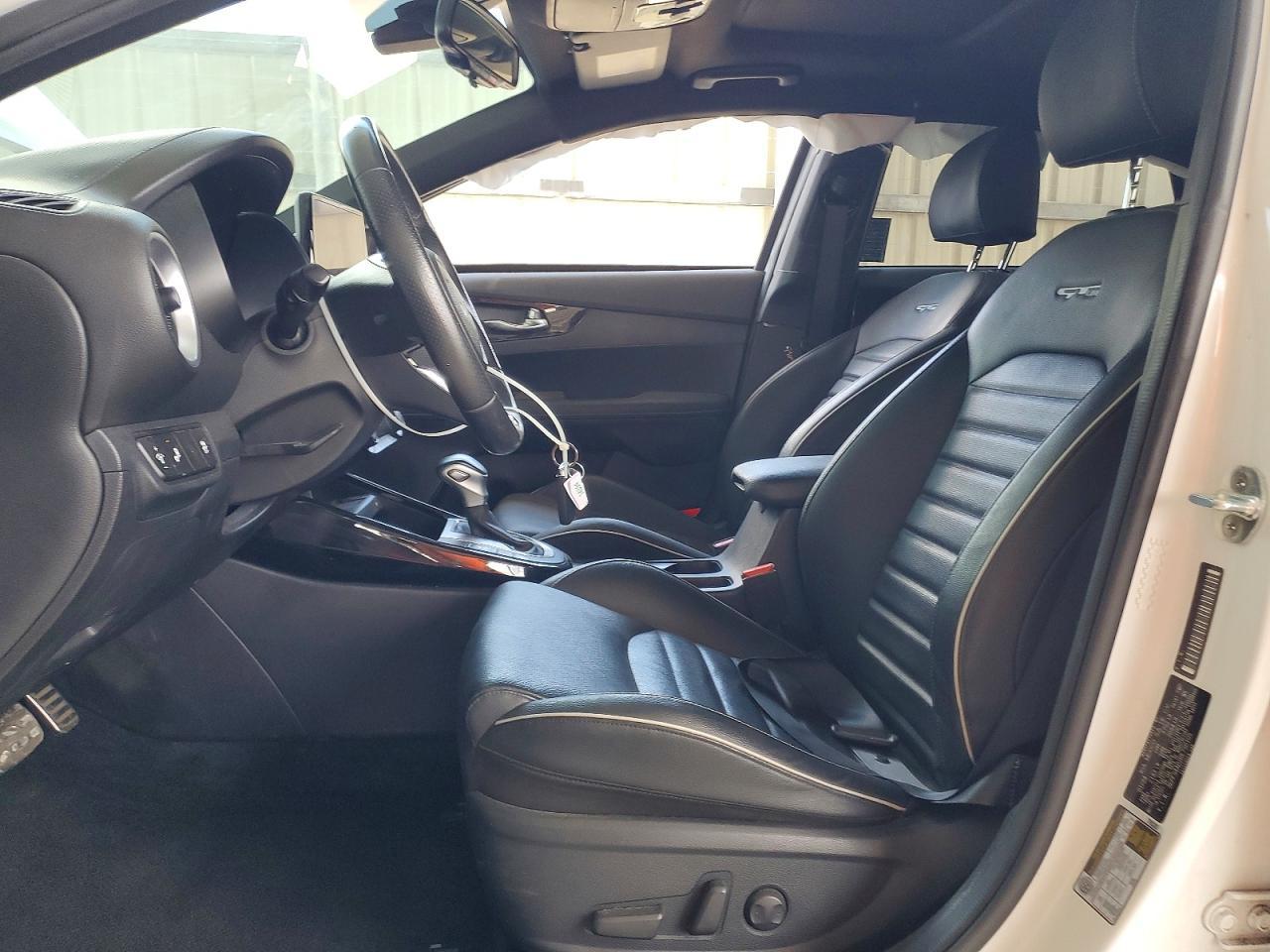 2024 Kia Forte Gt Line - Фото 7