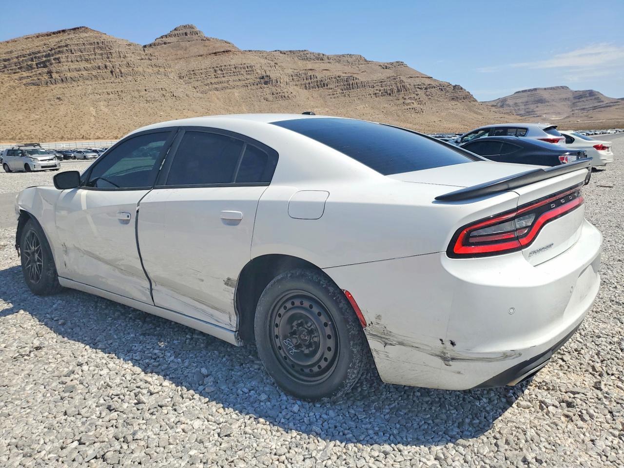 2017 Dodge Charger Se - Фото 2