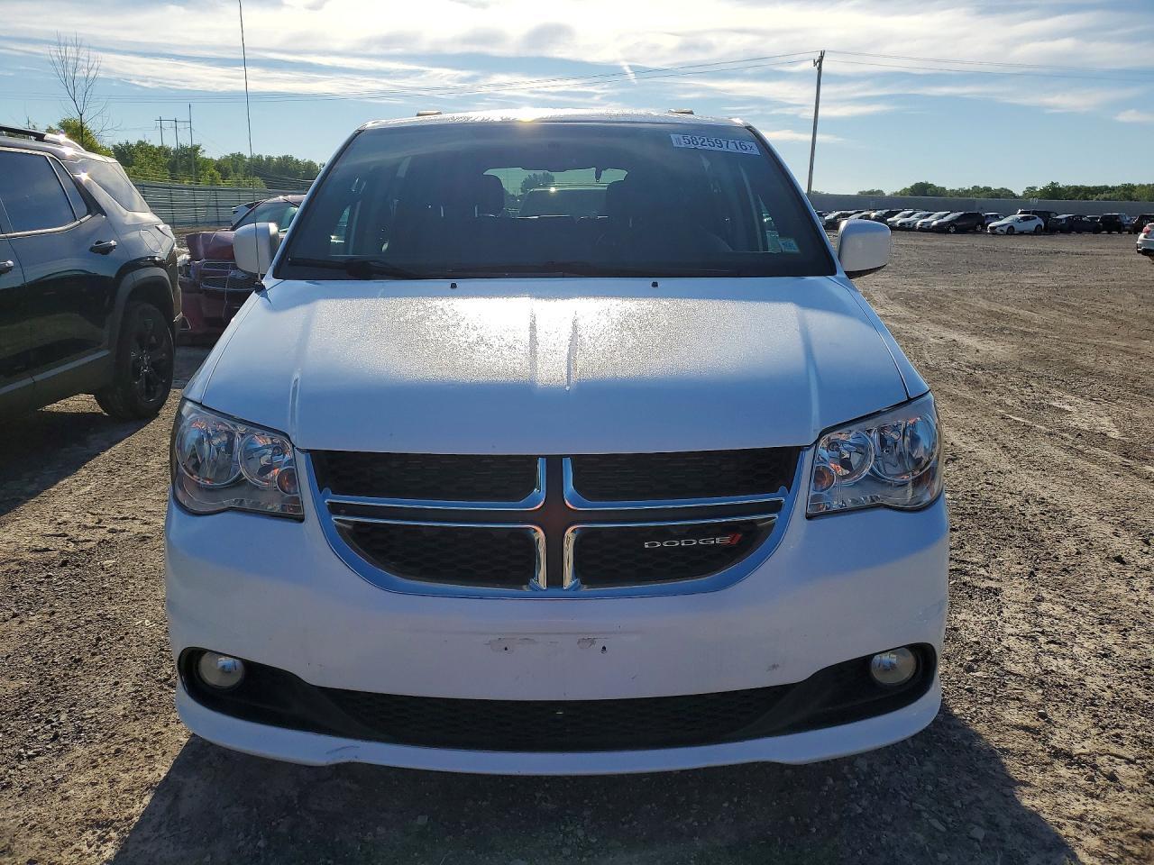 2017 Dodge Grand Caravan Sxt - Фото 5