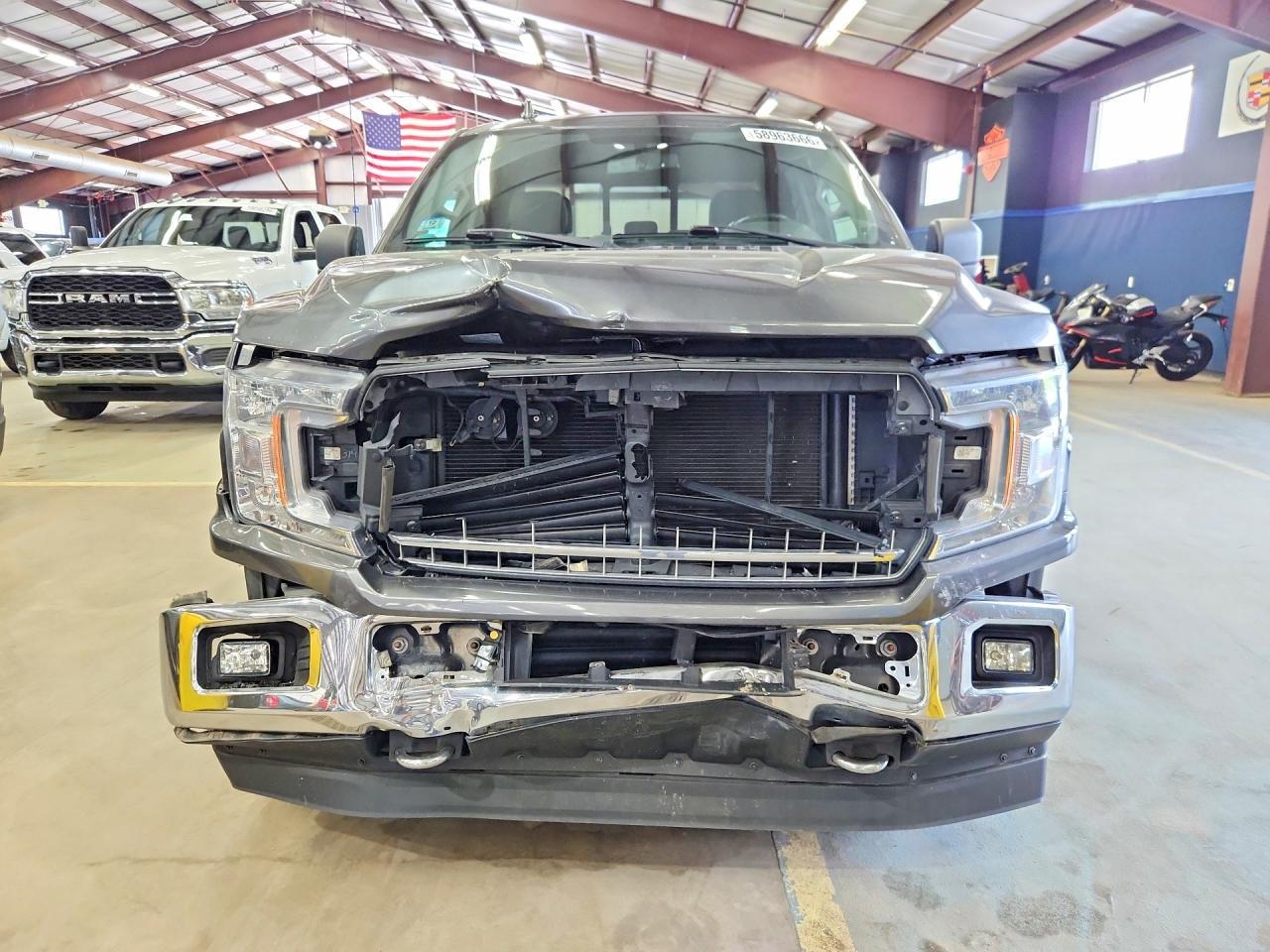 2018 Ford F150 Super Cab - Фото 5