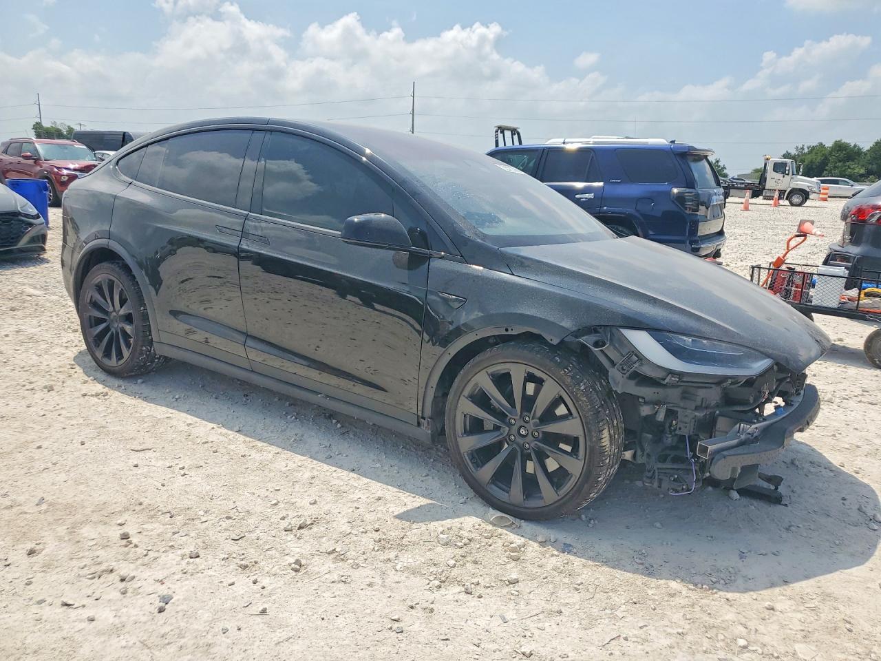 2022 Tesla Model X - Image 4