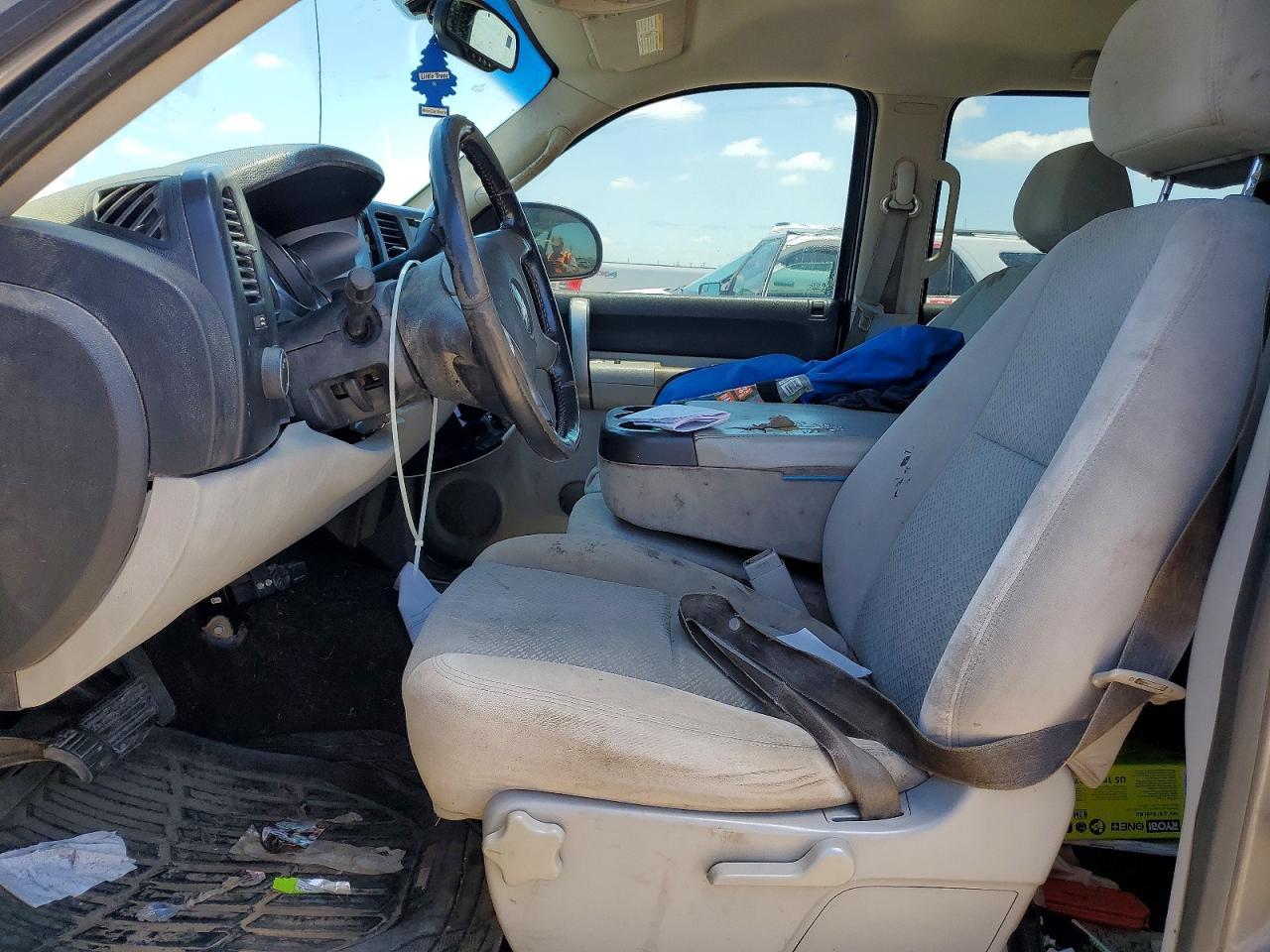 2007 Chevrolet Silverado C2500 Heavy Duty - Image 7