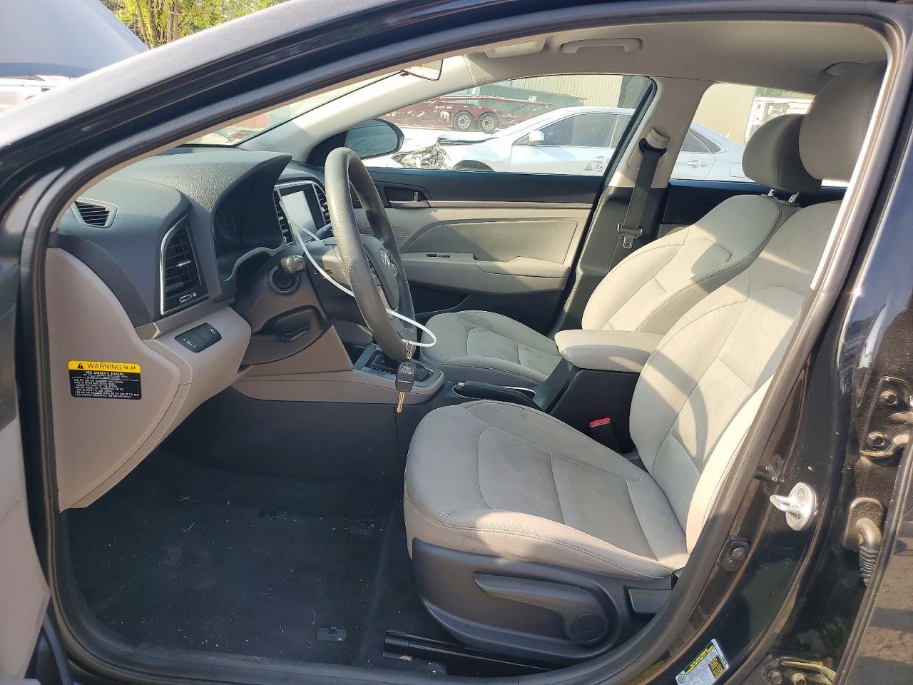 2017 Hyundai Elantra Se - Фото 7