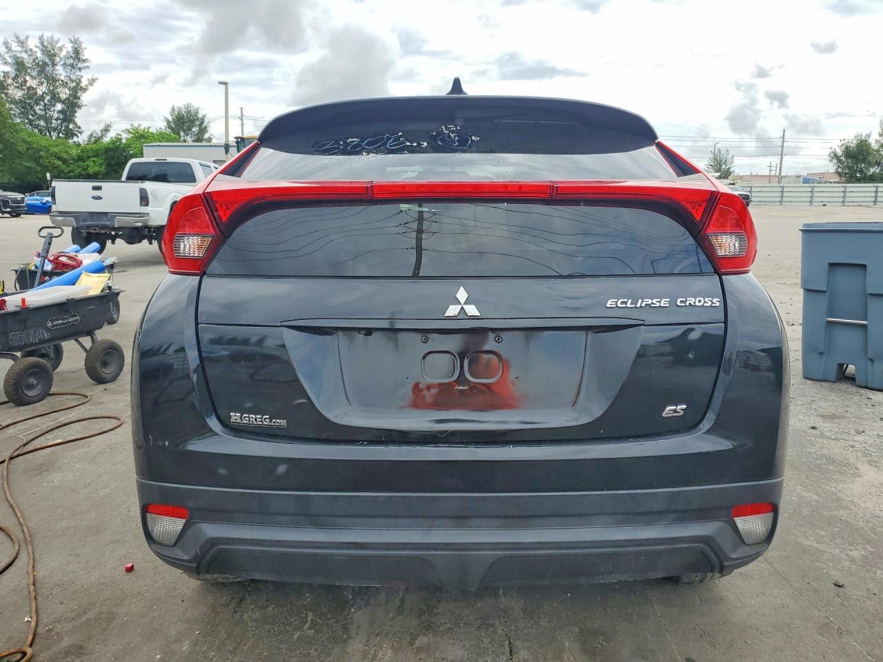 2019 Mitsubishi Eclipse Cross Es - Image 6