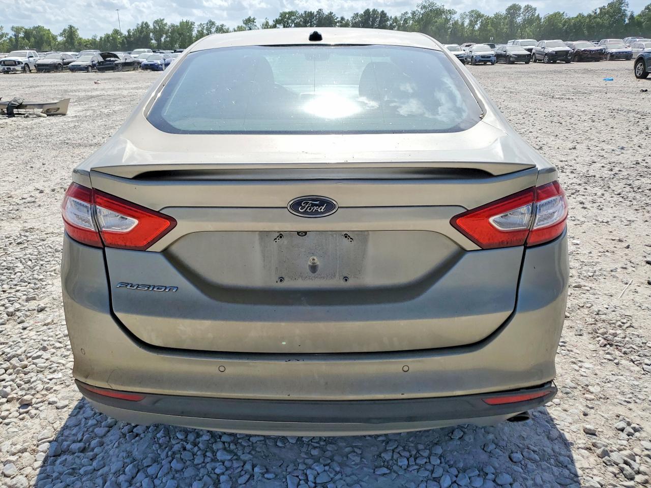 2015 Ford Fusion Se - Фото 6