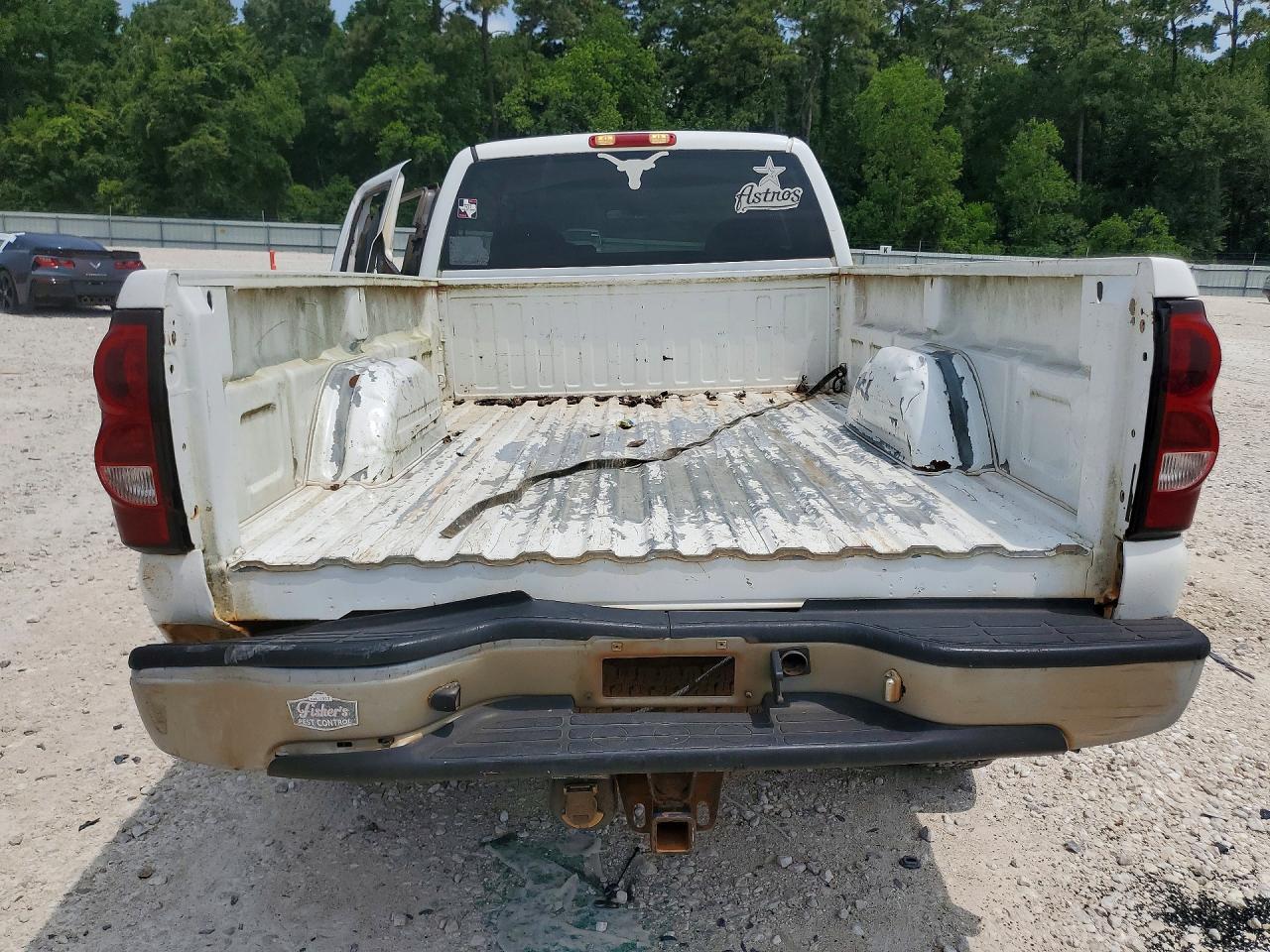 2007 Chevrolet Silverado C2500 Heavy Duty - Image 6
