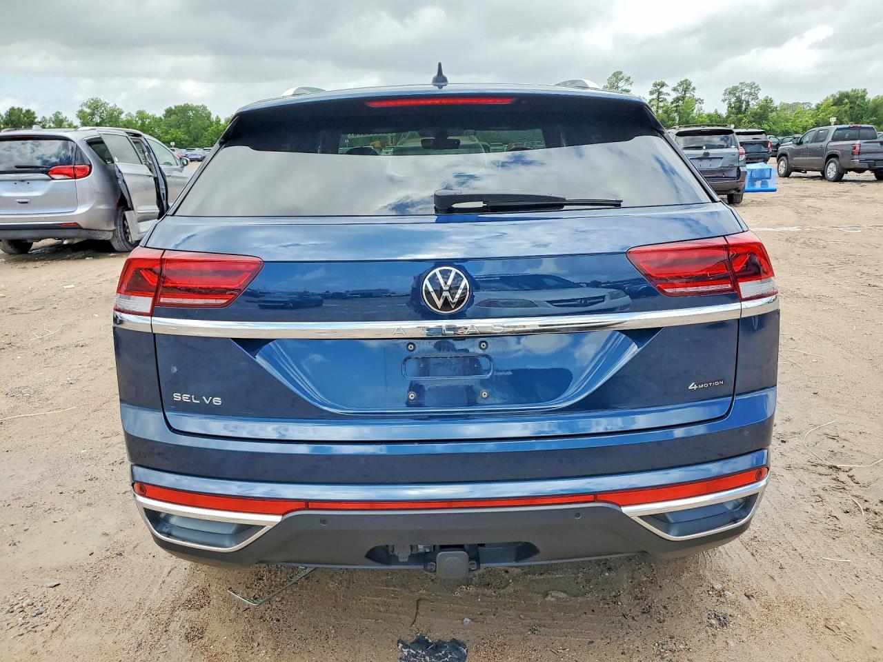2023 Volkswagen Atlas Cross Sport Sel - Image 6
