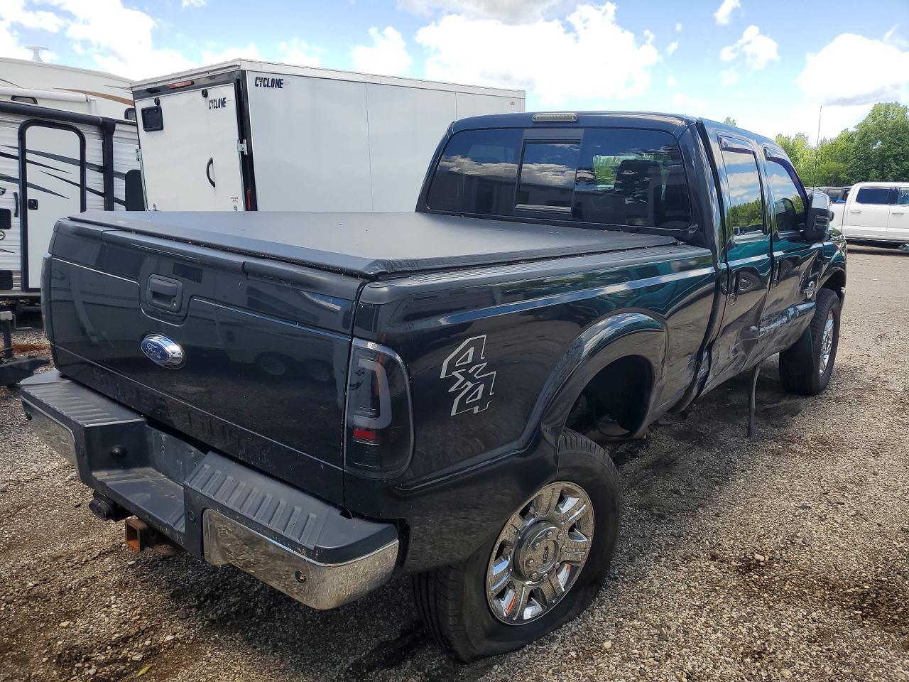 2015 Ford F350 Super Duty - Фото 3