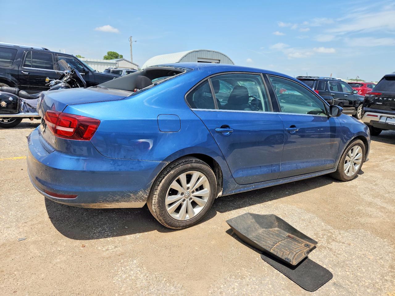 2017 Volkswagen Jetta S - Фото 3