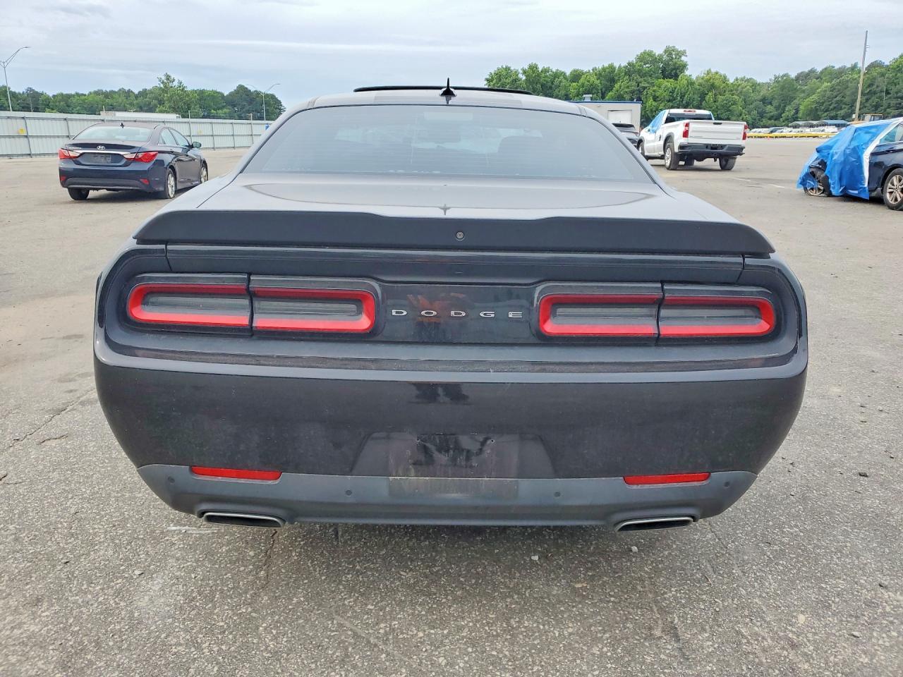 2018 Dodge Challenger Sxt - Image 6