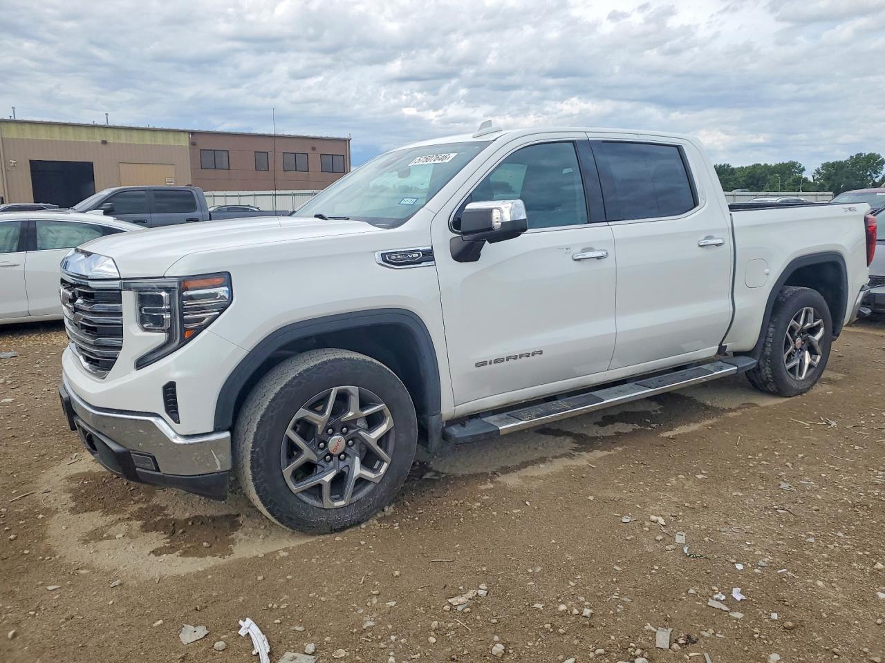 2023 GMC Sierra K1500 Slt