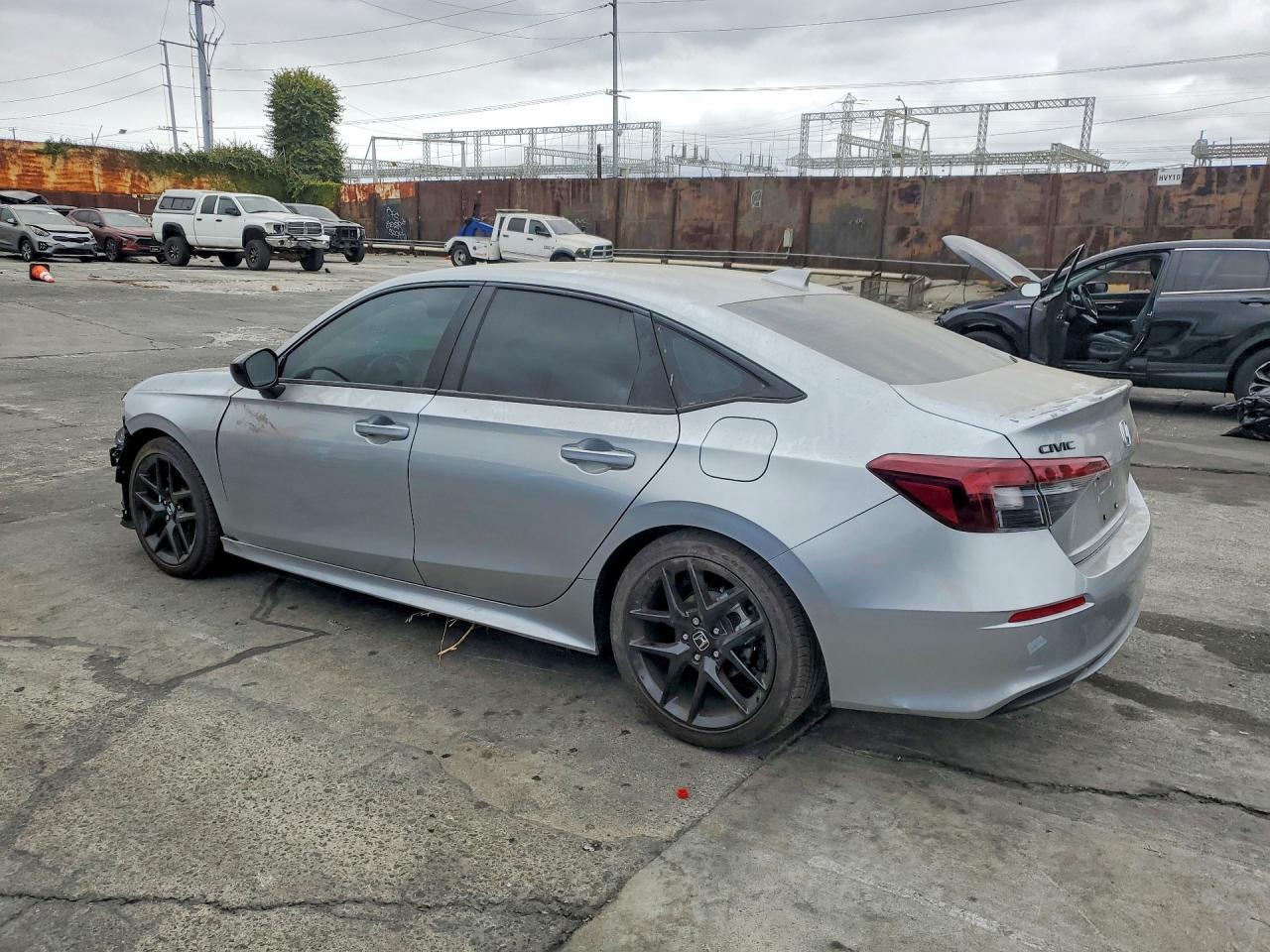 2026 Honda Civic Sport - Фото 2