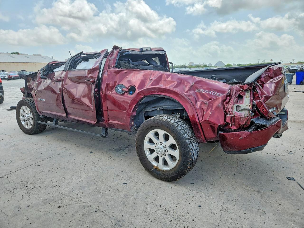 2020 Ram 2500 Laramie - Фото 2