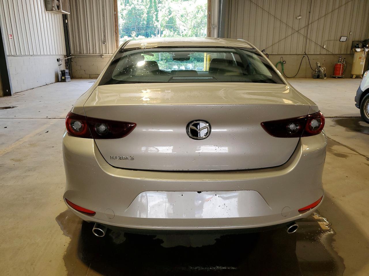 2026 Mazda 3 Preferred - Фото 6