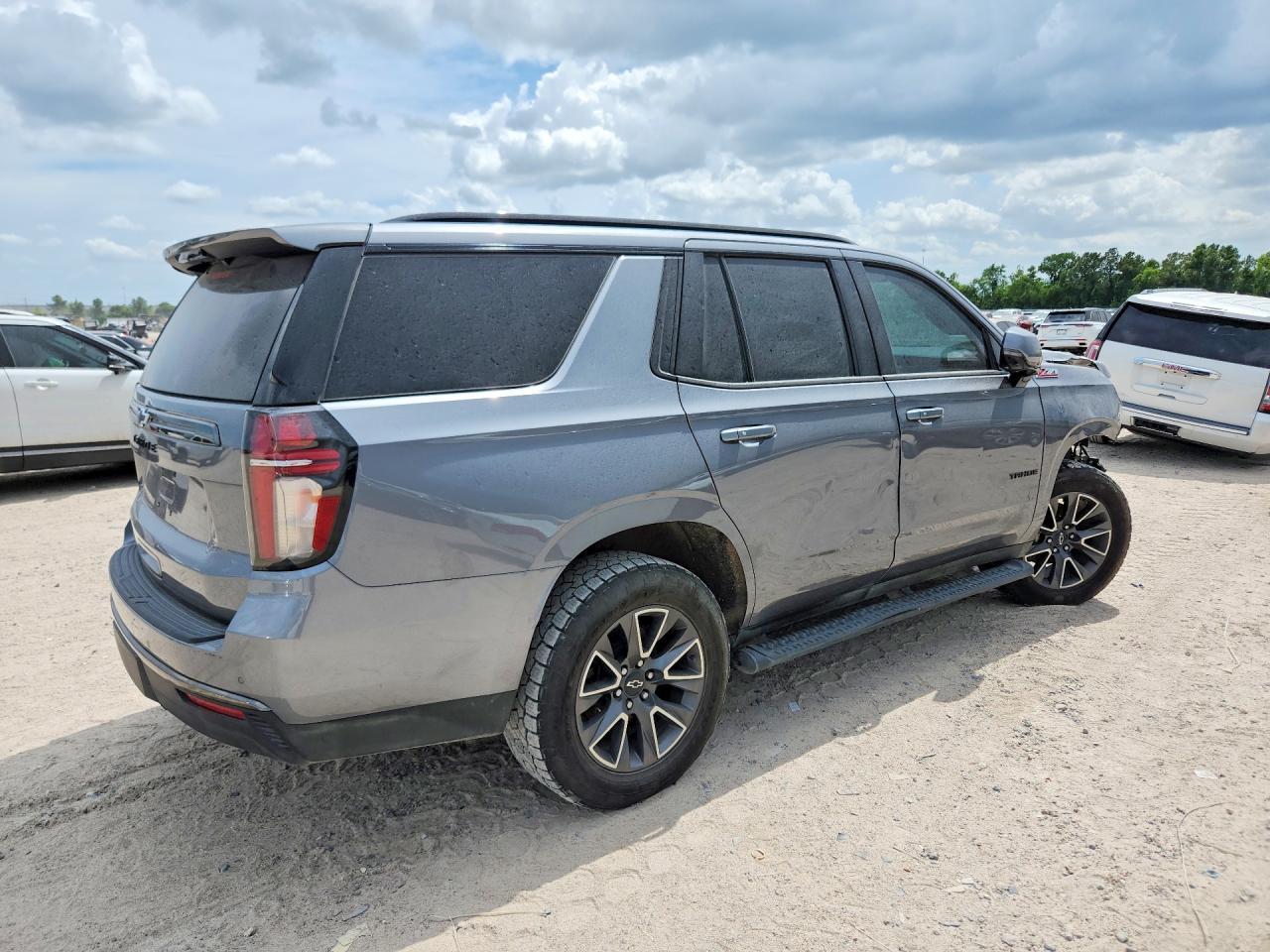 2022 Chevrolet Tahoe K1500 Z71 - Фото 3