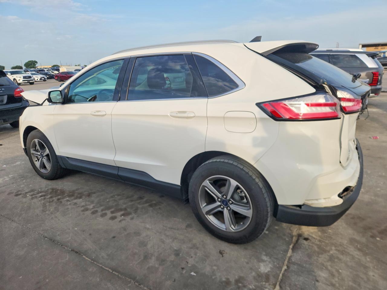 2021 Ford Edge Sel - Фото 2