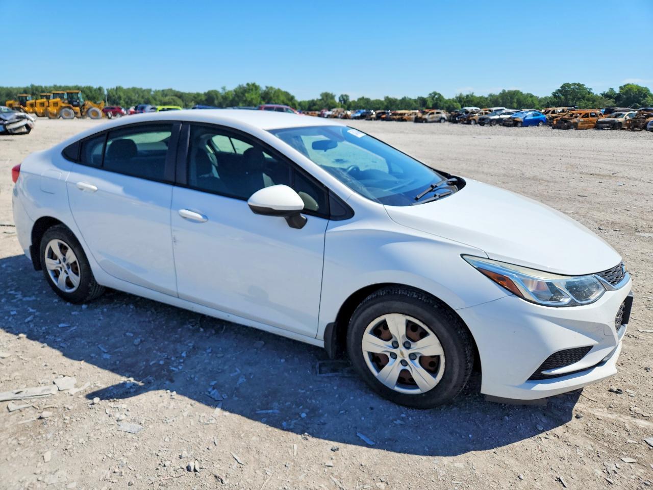2018 Chevrolet Cruze Ls - Image 4