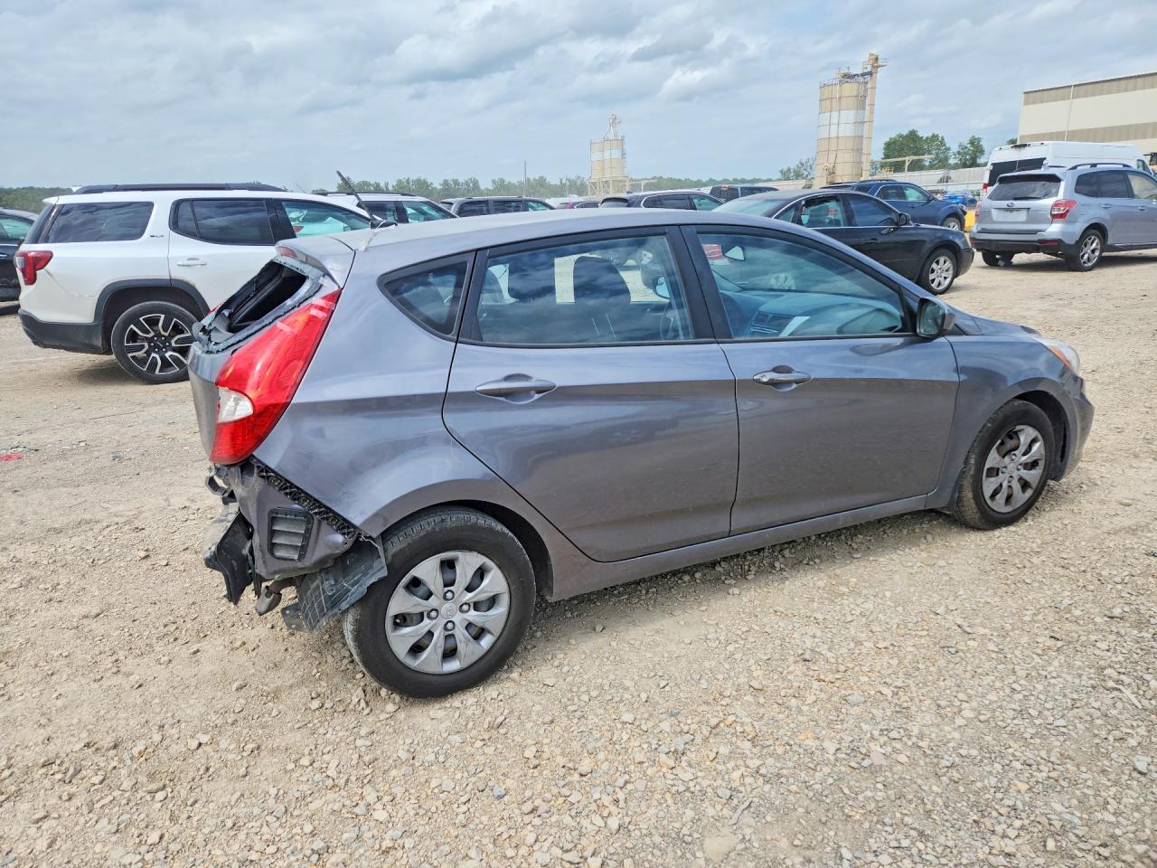 2015 Hyundai Accent Gs - Фото 3