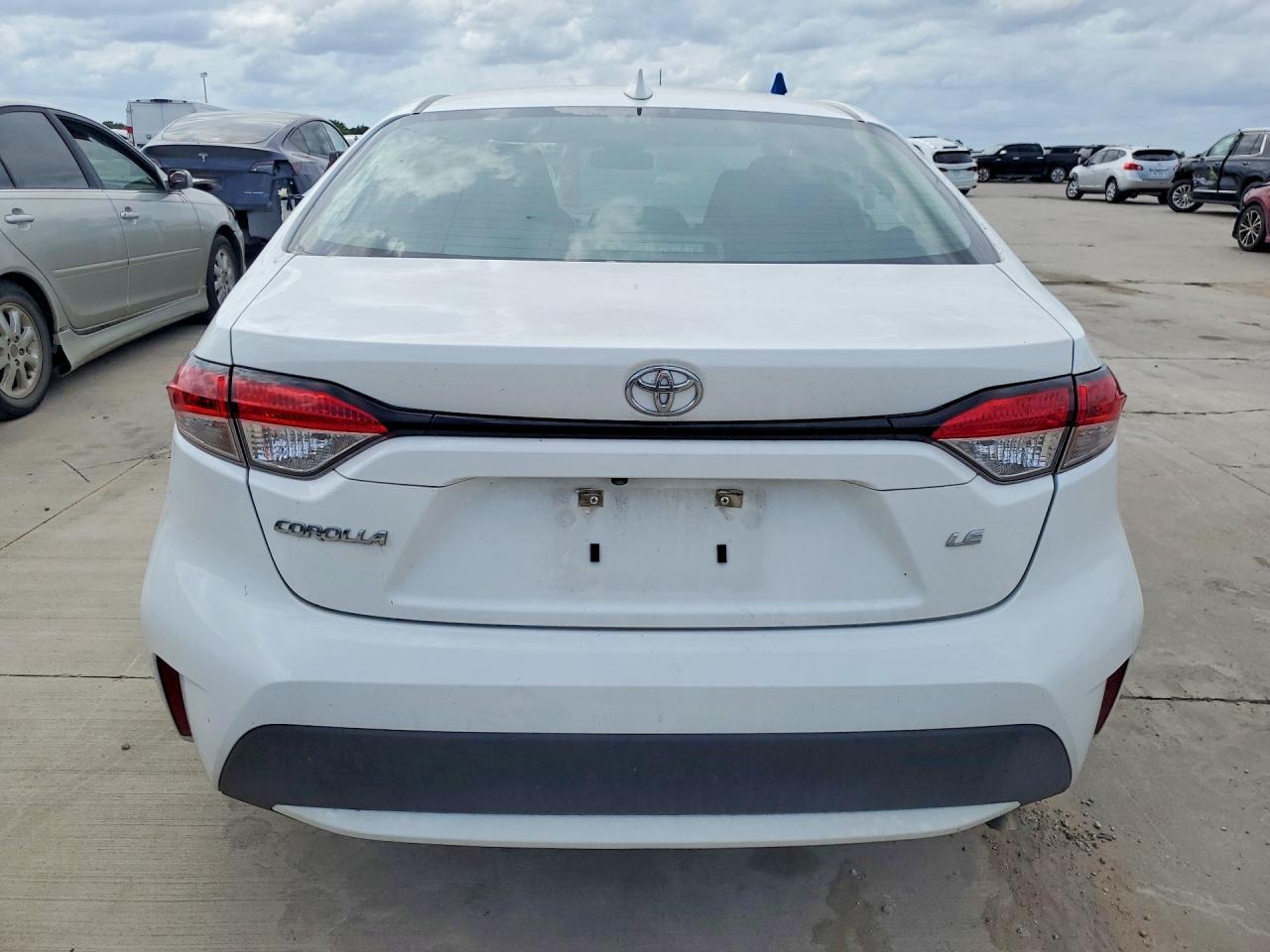 2021 Toyota Corolla Le - Фото 6