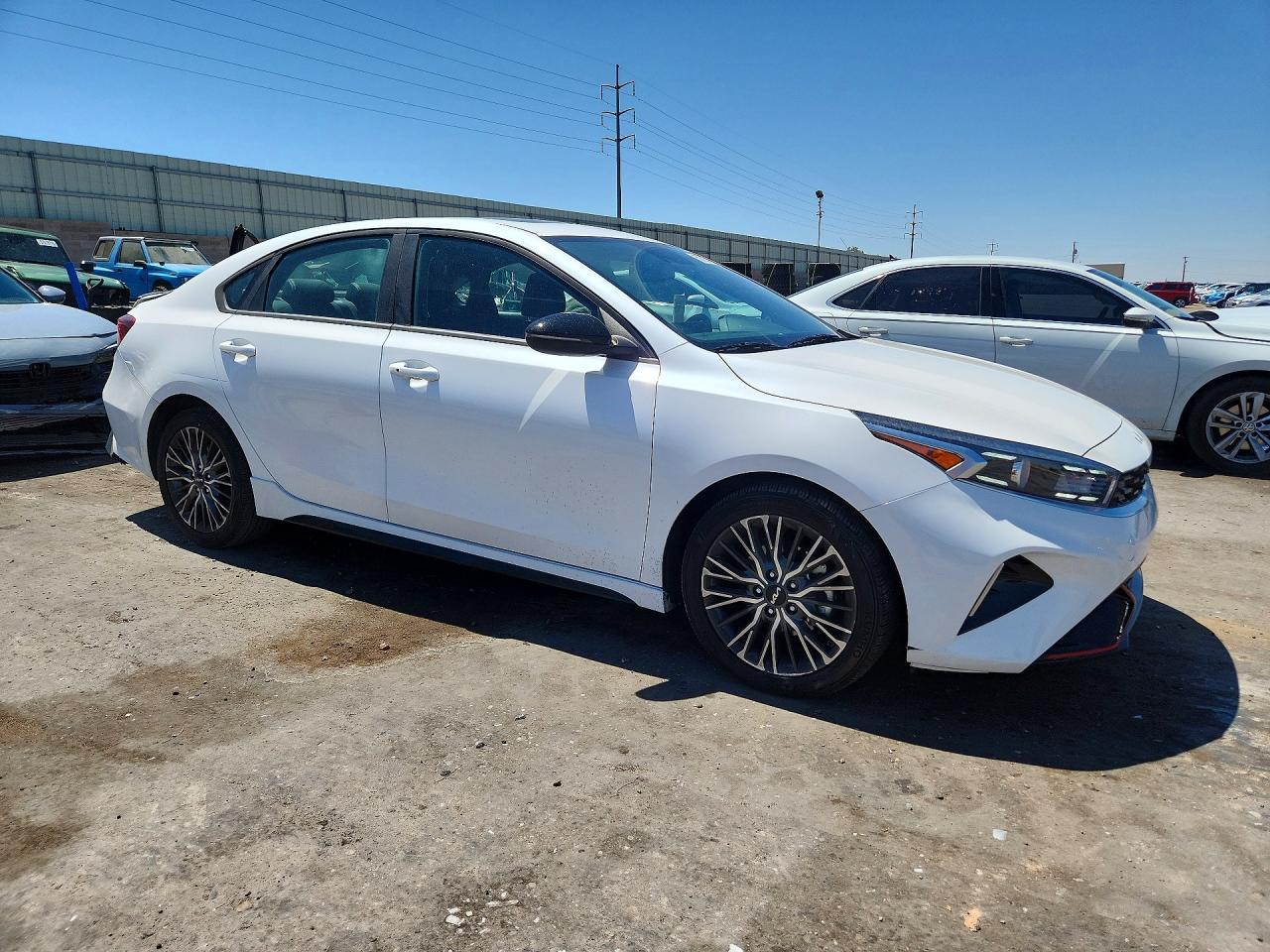 2024 Kia Forte Gt Line - Фото 4