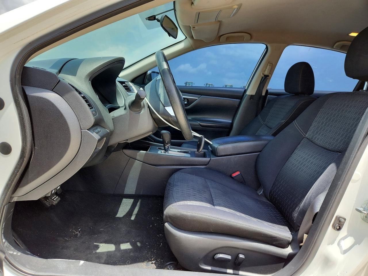 2017 Nissan Altima 2.5 S - Фото 7