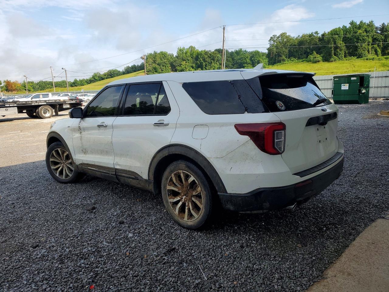 2022 Ford Explorer St-Line - Фото 2