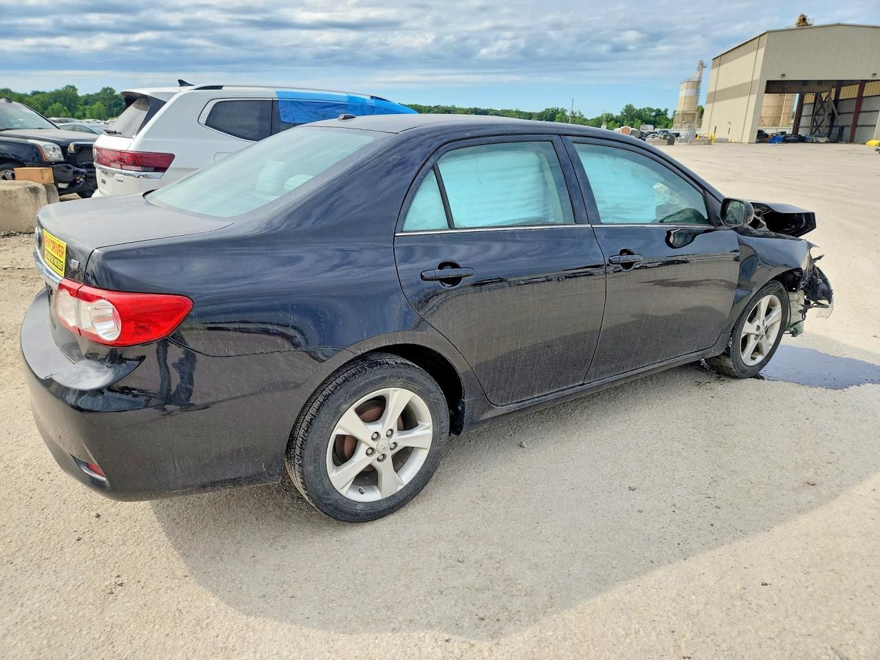 2013 Toyota Corolla - Image 3