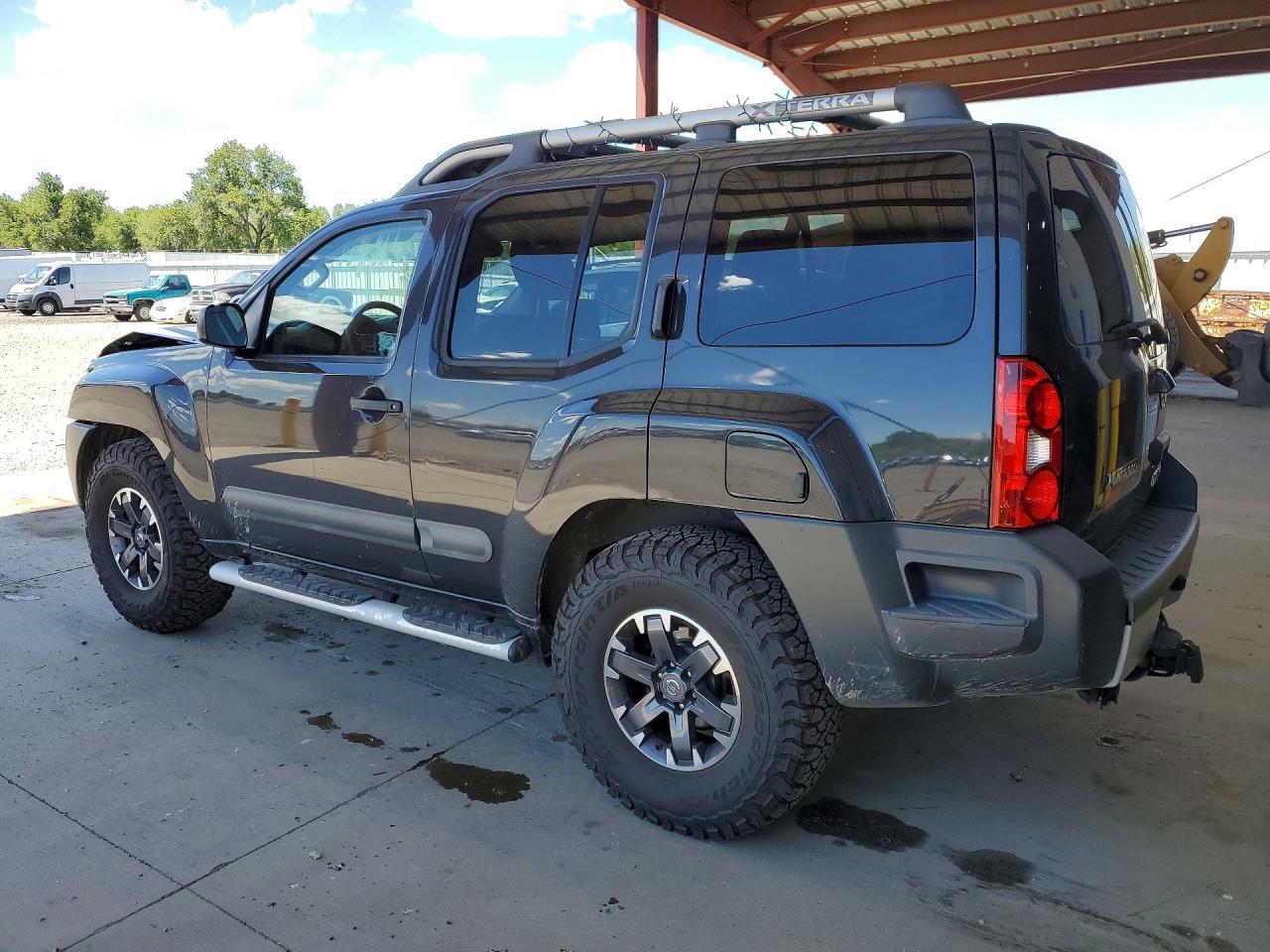 2015 Nissan Xterra Pro-4X - Image 2