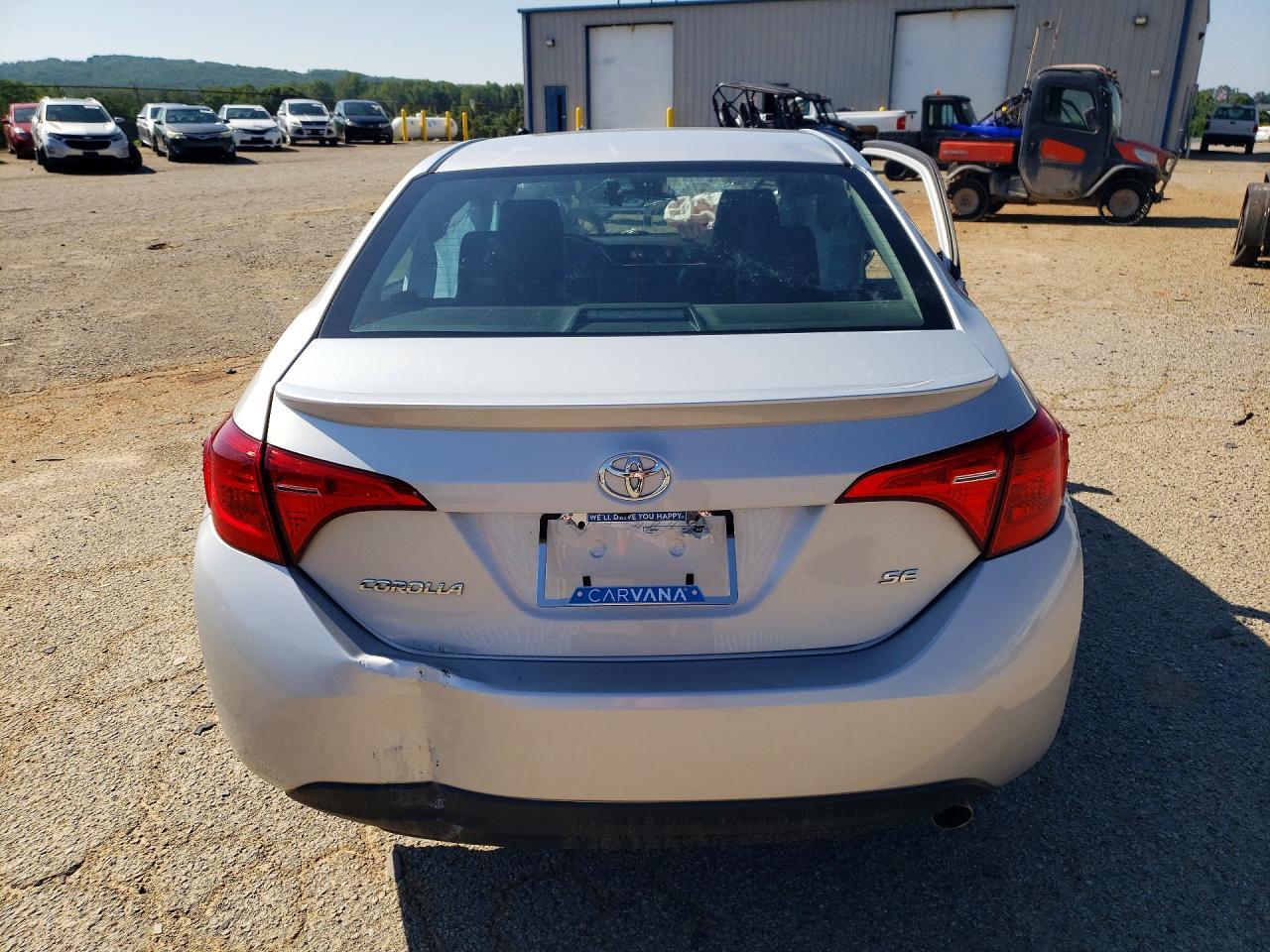 2018 Toyota Corolla Se - Фото 6